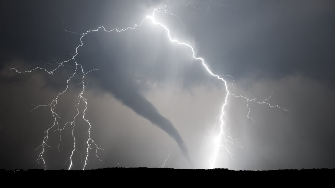 Why are nocturnal tornadoes so dangerous?